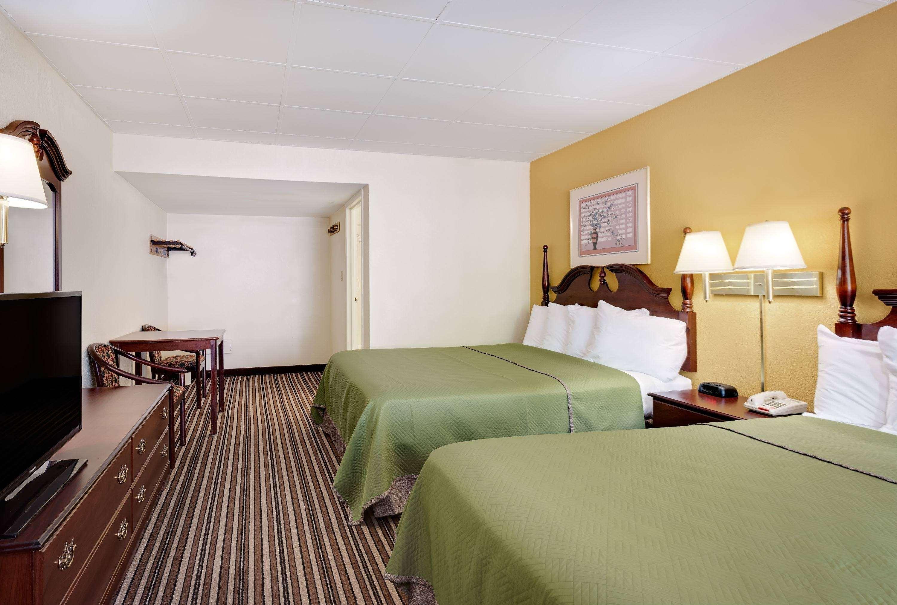 Travelodge By Wyndham Chambersburg Exterior foto