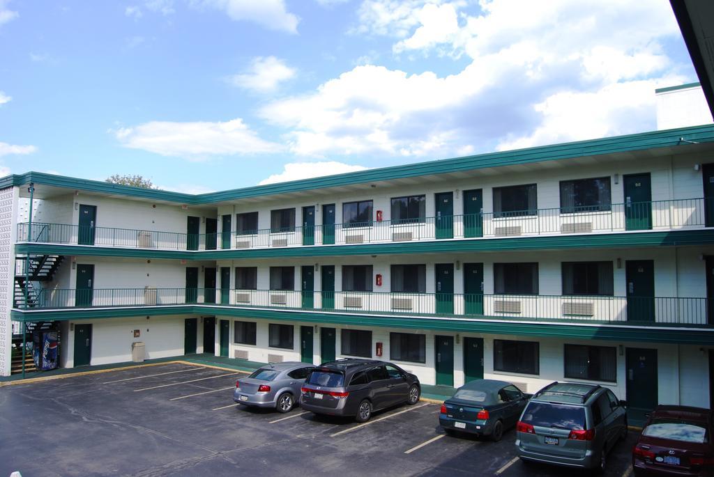 Travelodge By Wyndham Chambersburg Exterior foto
