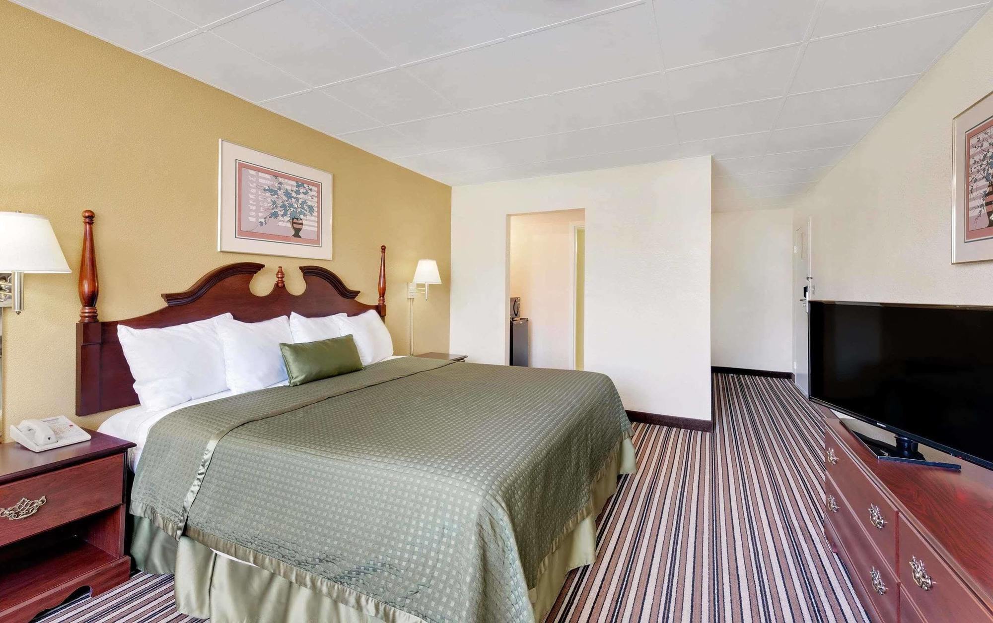 Travelodge By Wyndham Chambersburg Exterior foto